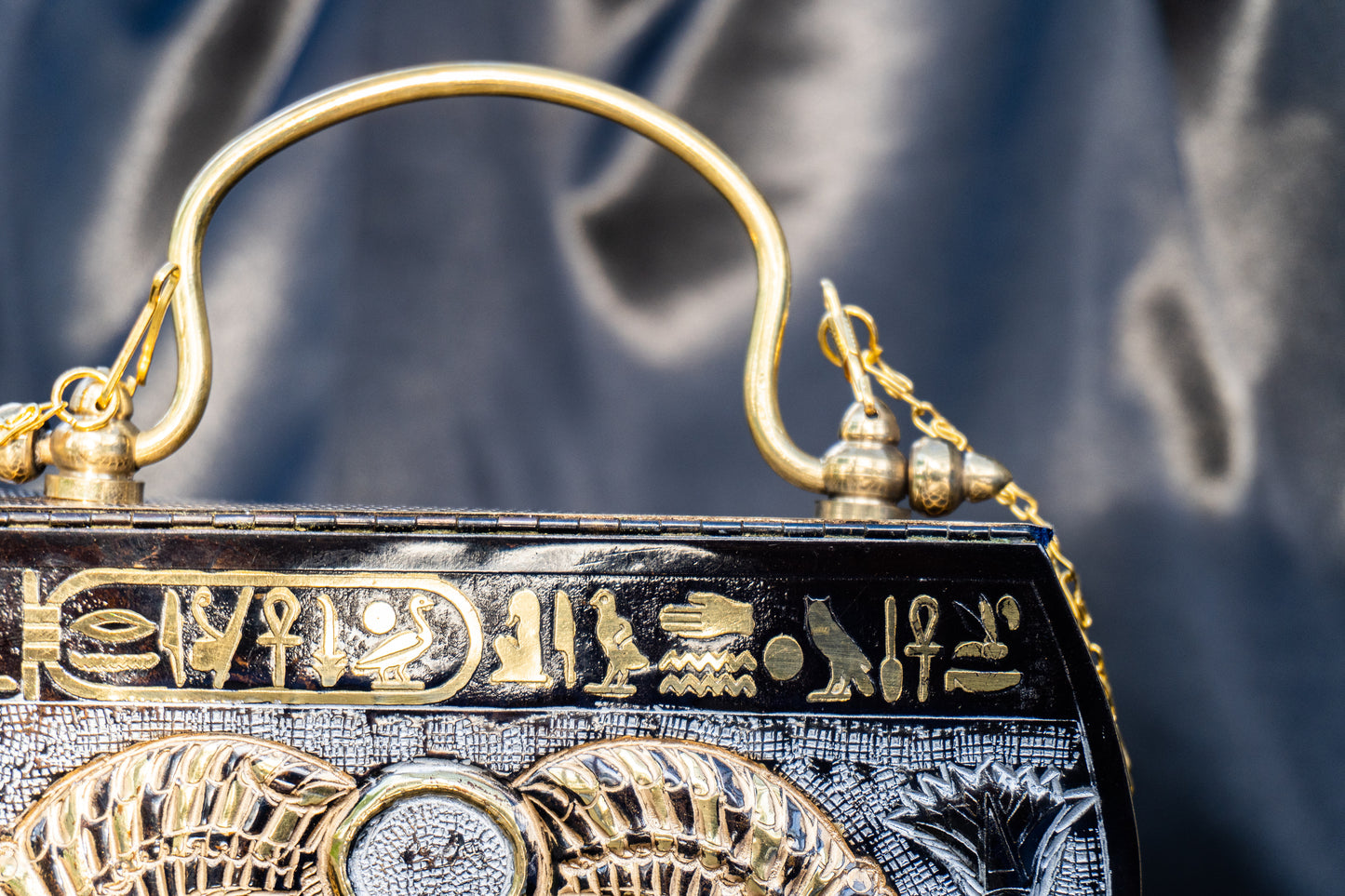 Fayruz - Handmade Bag, front top close-up handle view