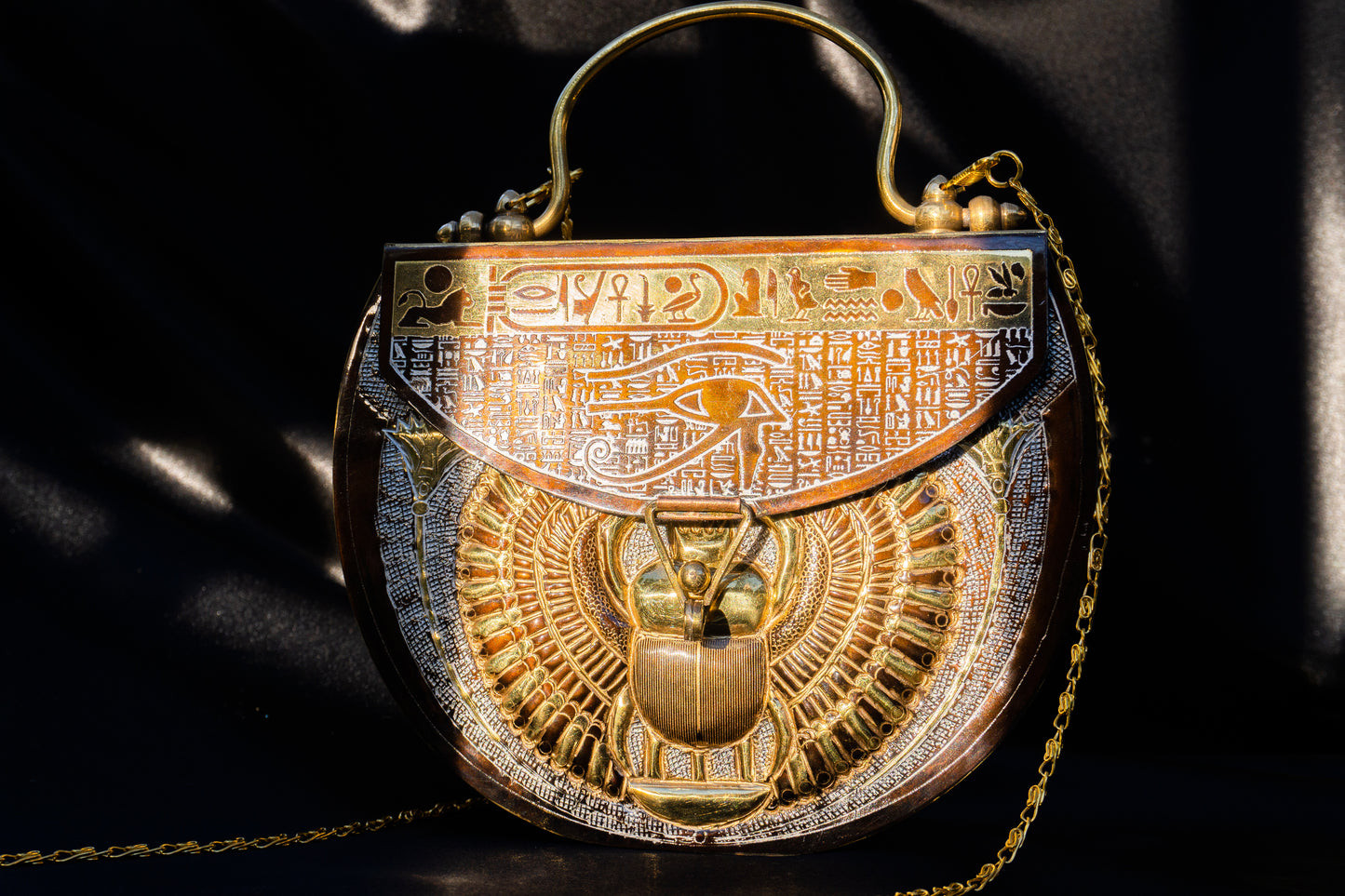 Salma - Handmade Bag, close-up front view