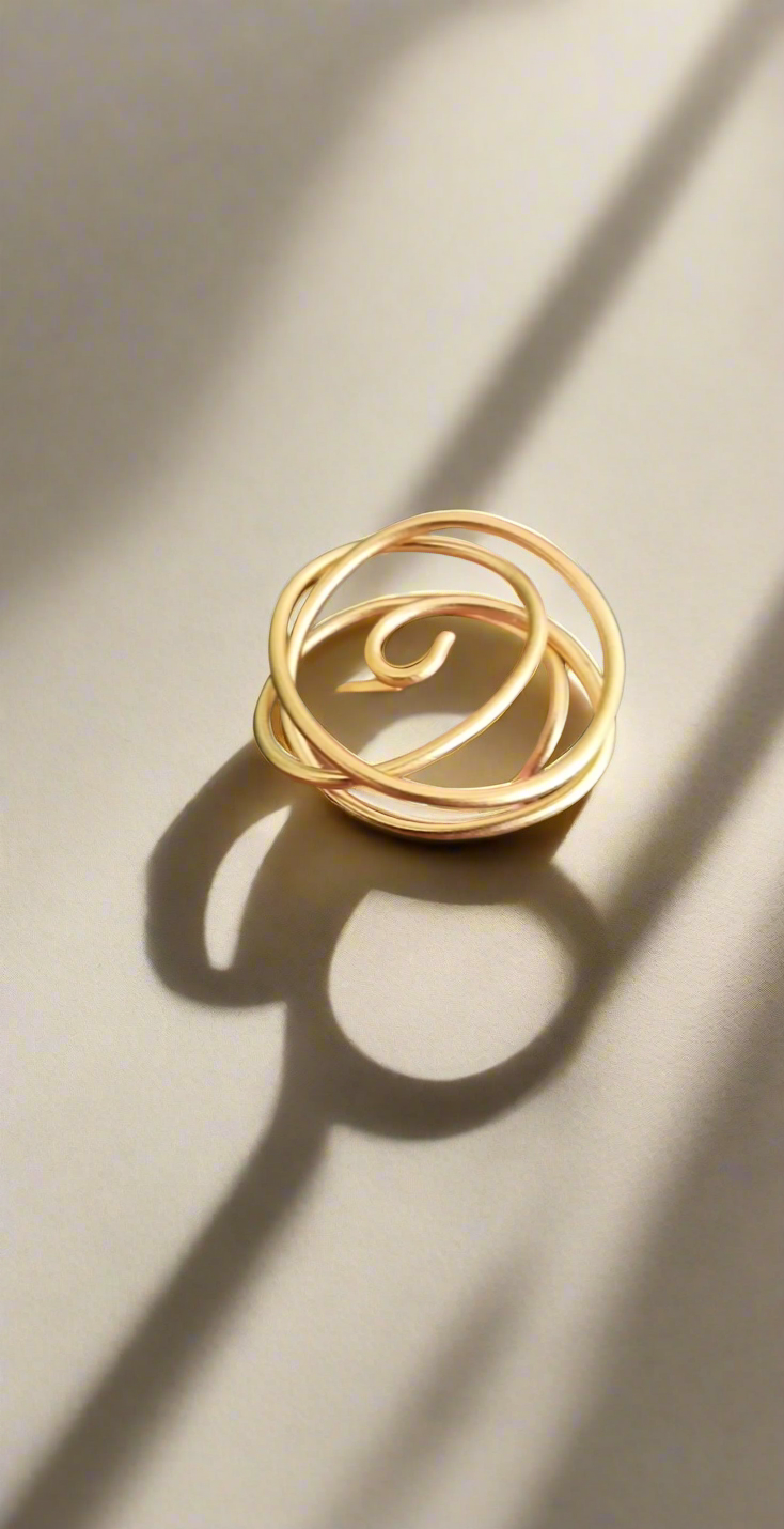 Wire adjustable ring in 18k gold plating - handmade jewelry by Authentica